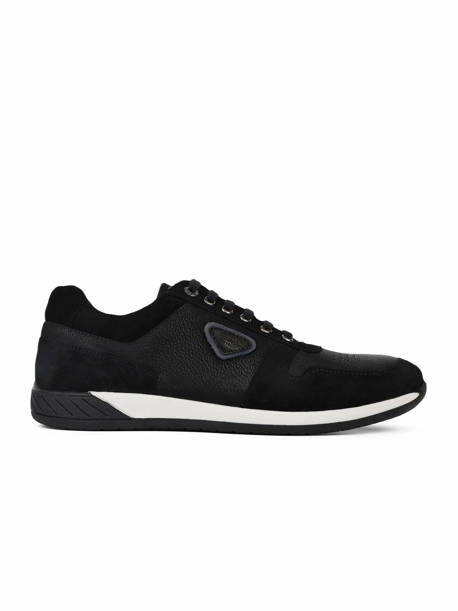 Ezok Men Black Sneaker Casual Shoes