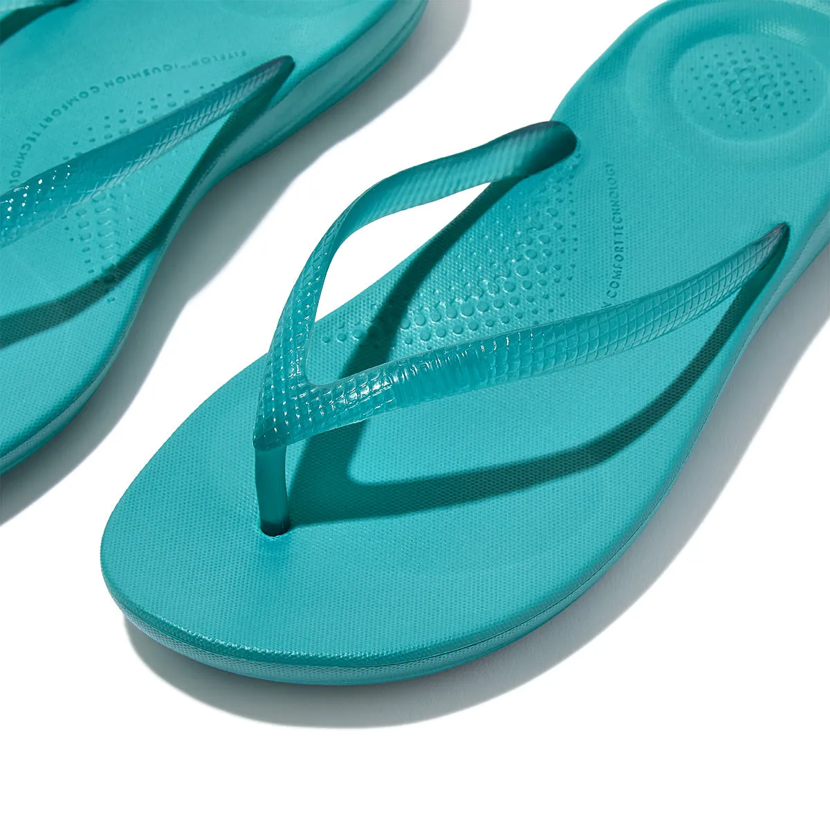 Fit-Flop Iqushion Transparent Flip-Flops Tahiti Blue    