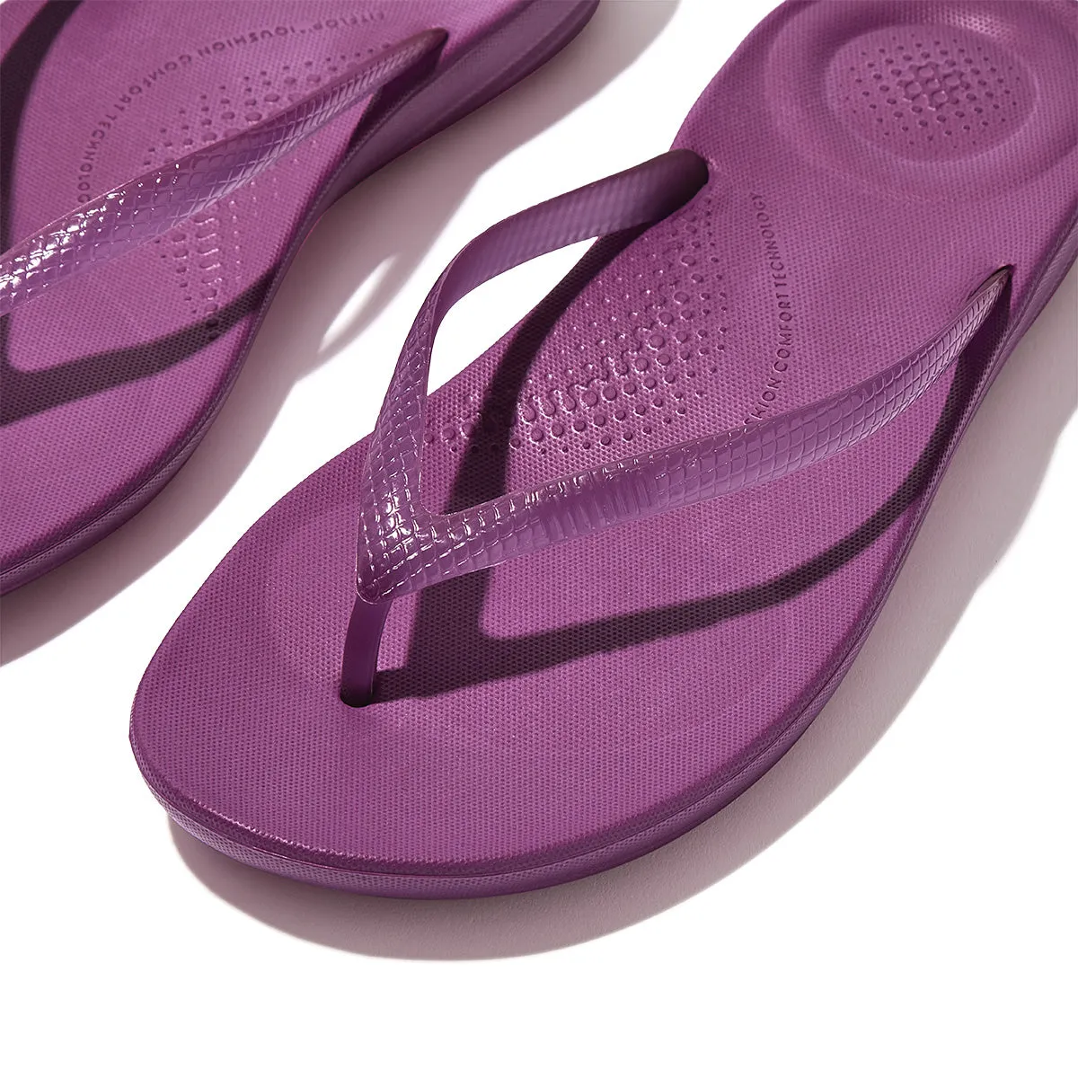 Fit-Flop Iqushion Transparent Flip-Flops Violet    